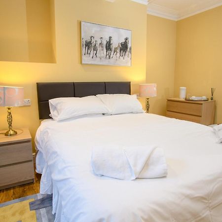 Tavmar Accommodation Lincoln Eksteriør billede