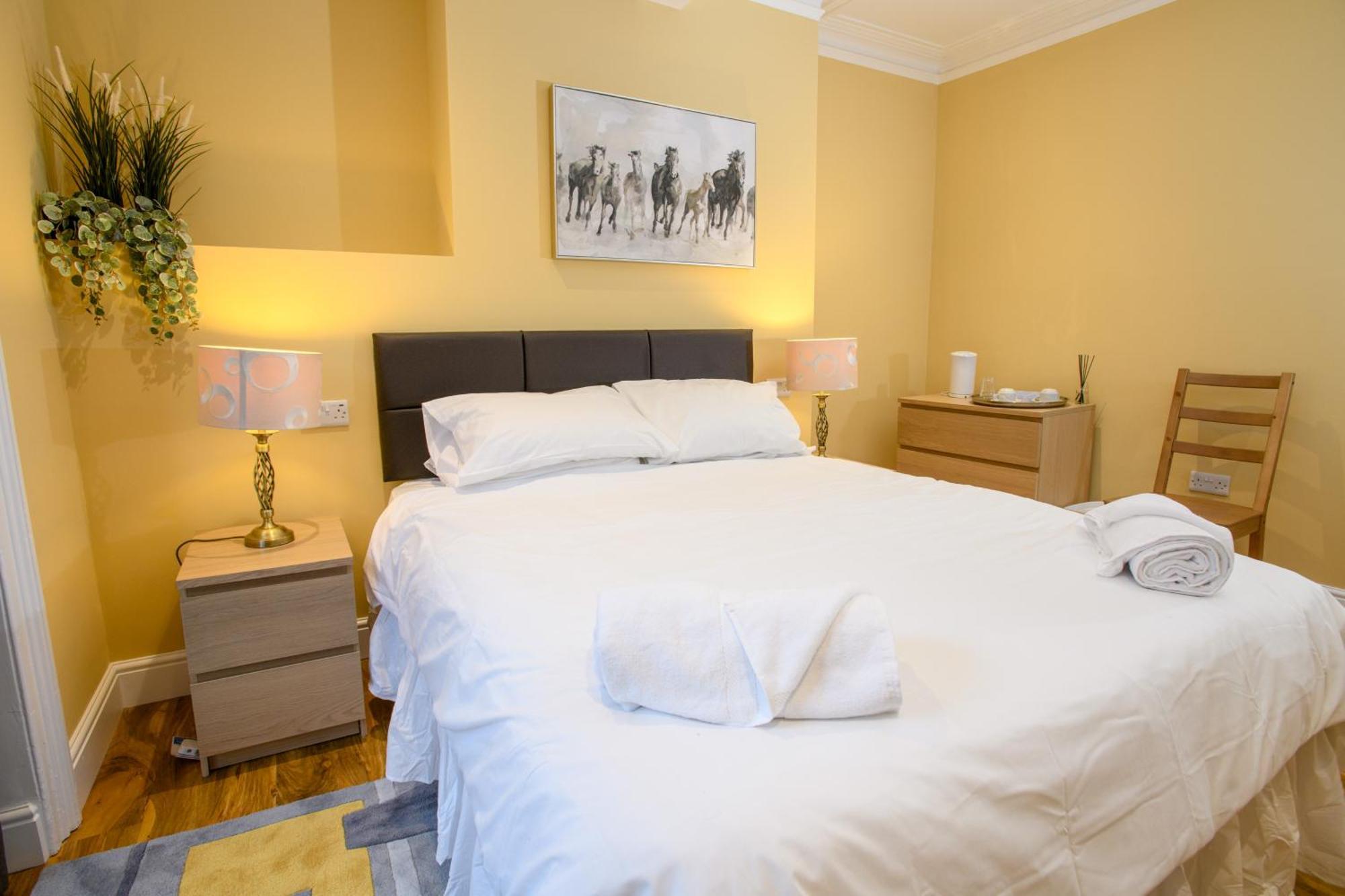Tavmar Accommodation Lincoln Eksteriør billede